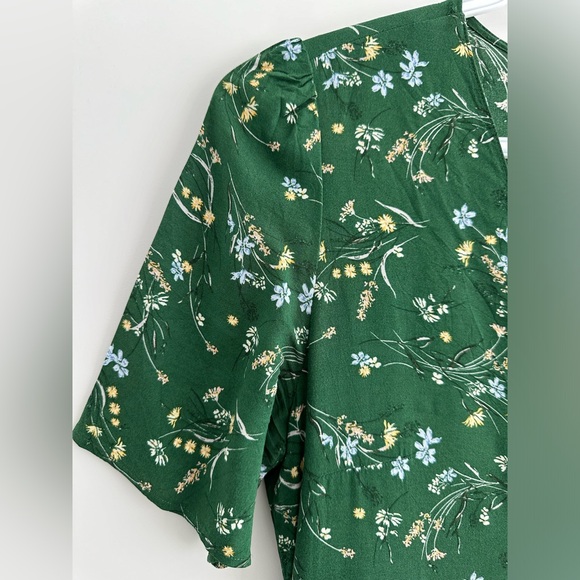 Uniqlo Green Floral Dress - Picture 3 of 5